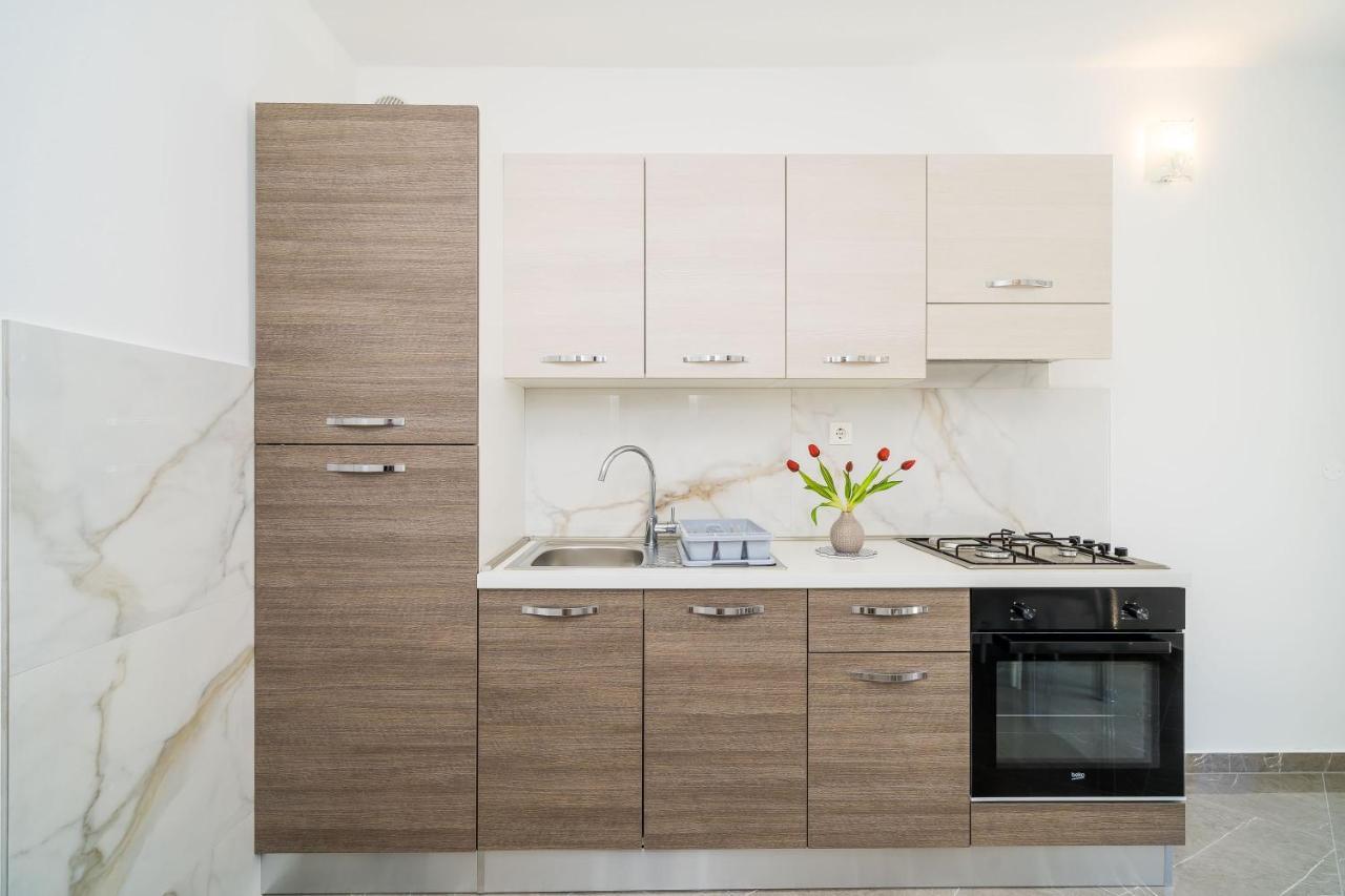 Rooms & Apartments Barisic 믈리니 객실 사진