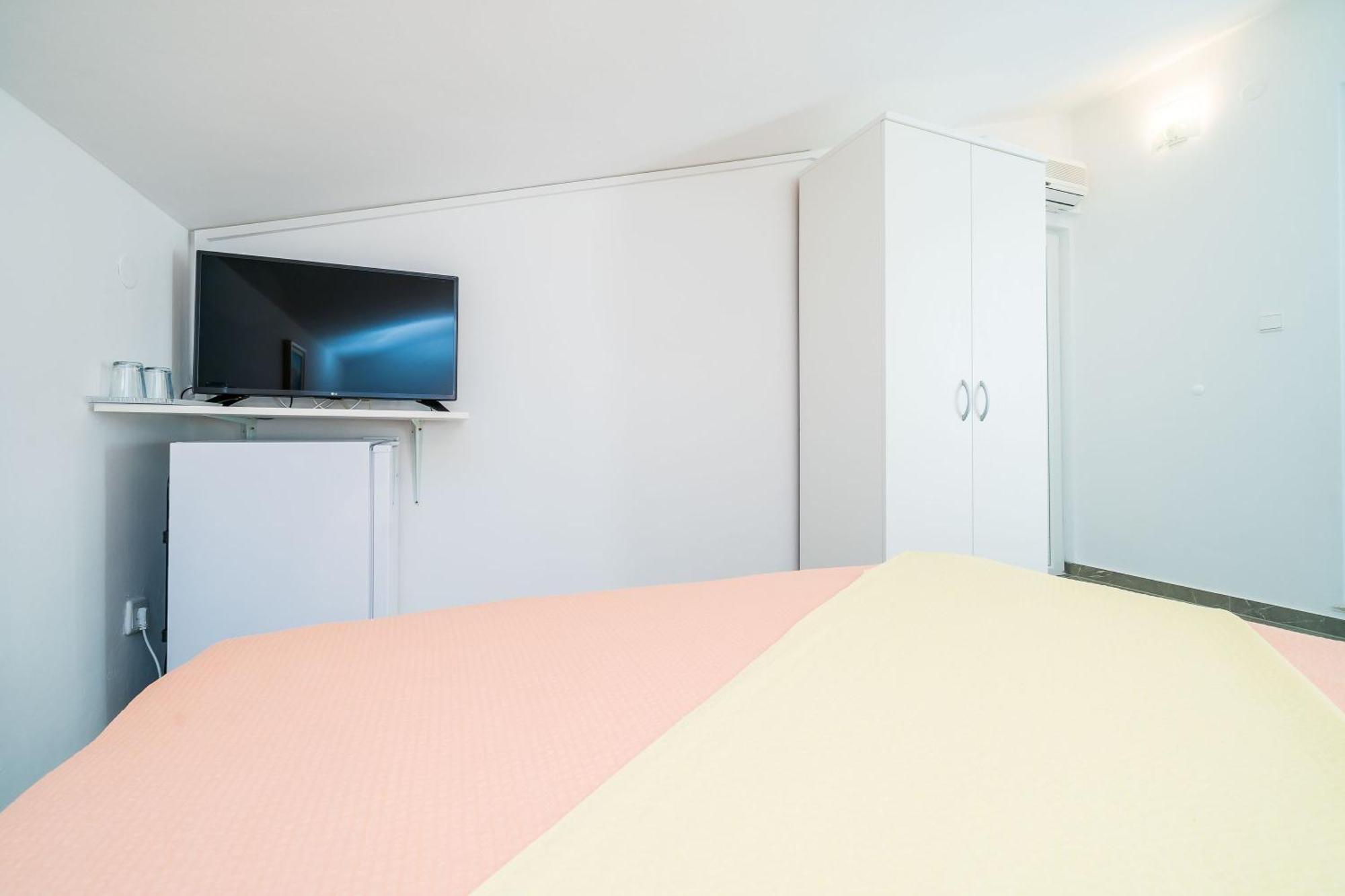 Rooms & Apartments Barisic 믈리니 객실 사진