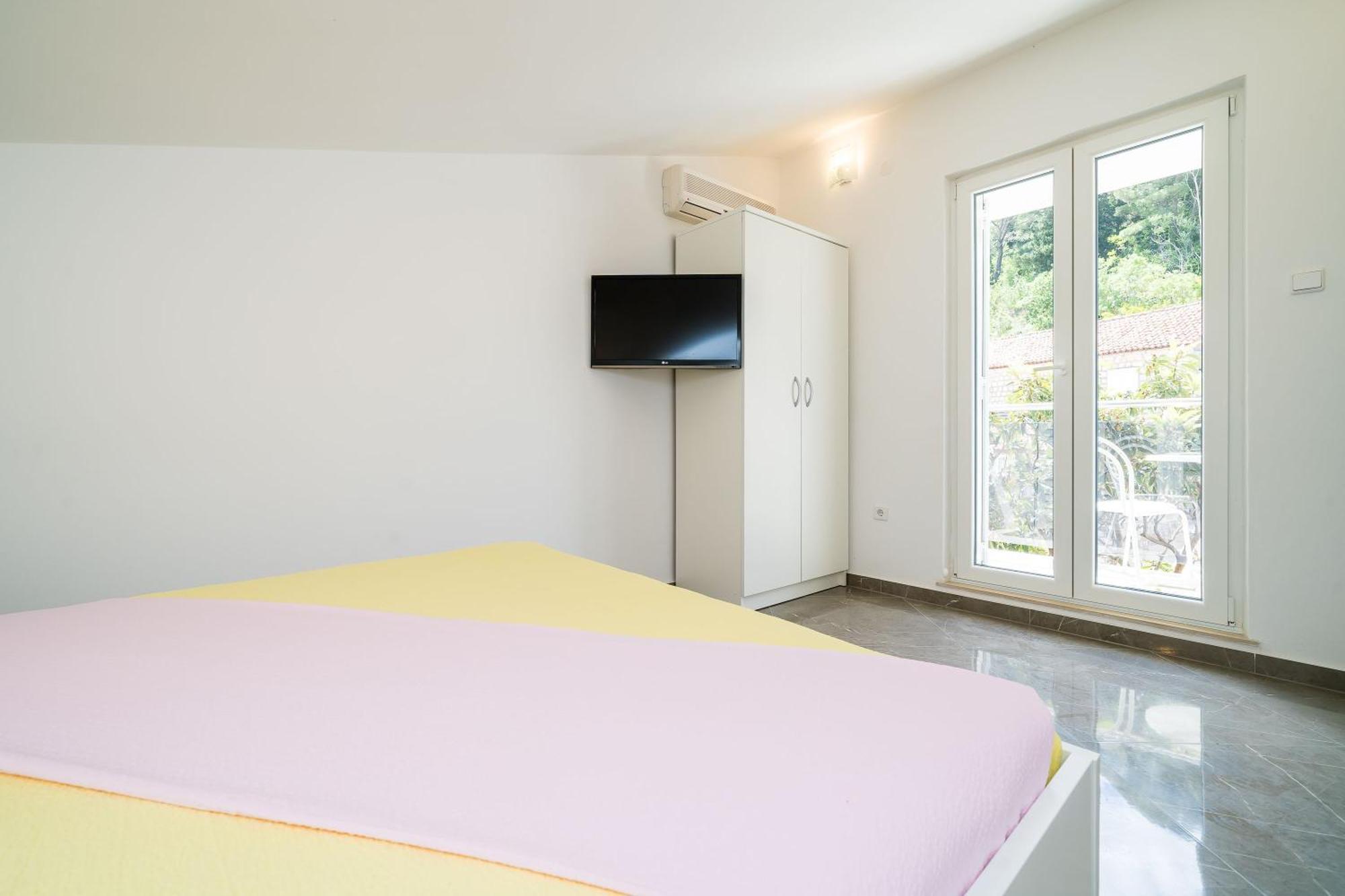 Rooms & Apartments Barisic 믈리니 객실 사진